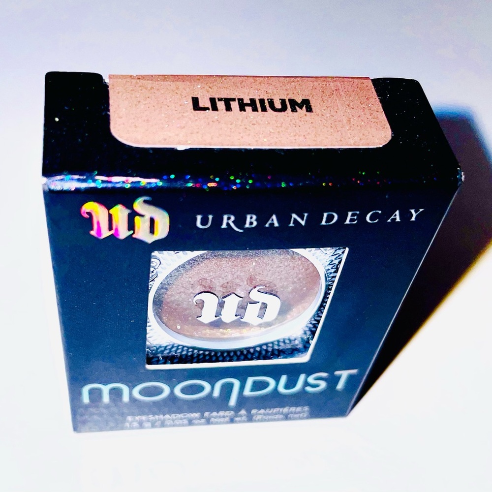 Urban Decay Moondust Eyeshadow in Lithium Discontinued 💯 % Original Product